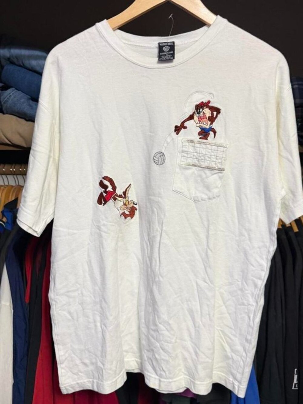 Vintage 90s Warner Bros. Studio Looney Tunes Pocket T-shirt Medium